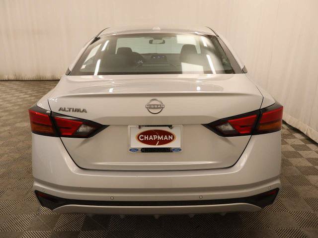 Used 2025 Nissan Altima 2.5 SV FWD image 40