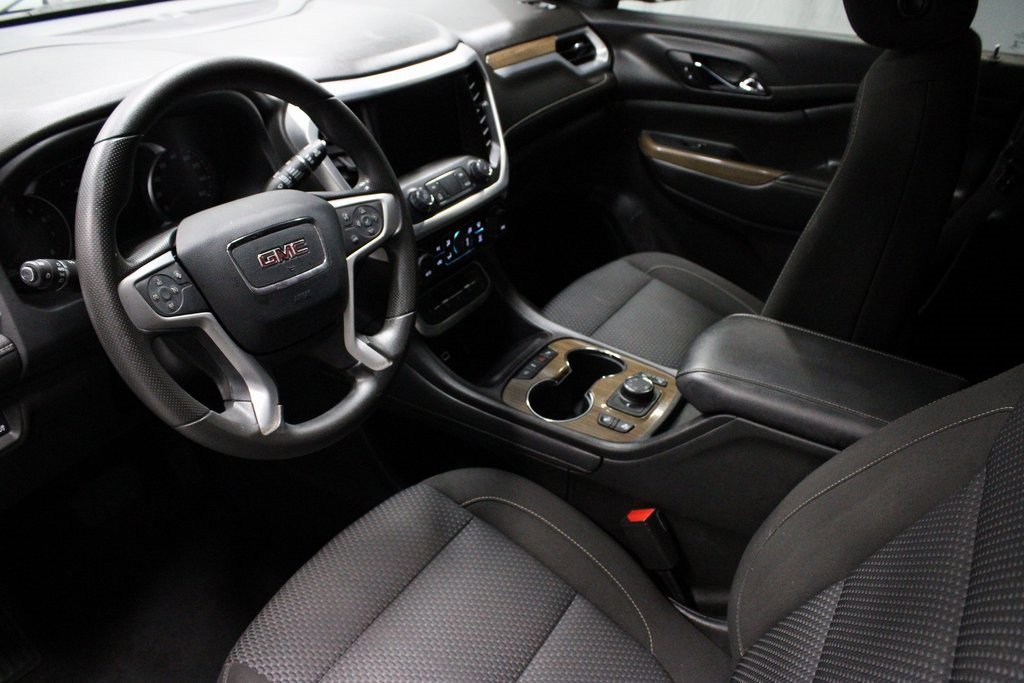 Used 2023 GMC Acadia SLE w/ Driver Convenience Package image 24