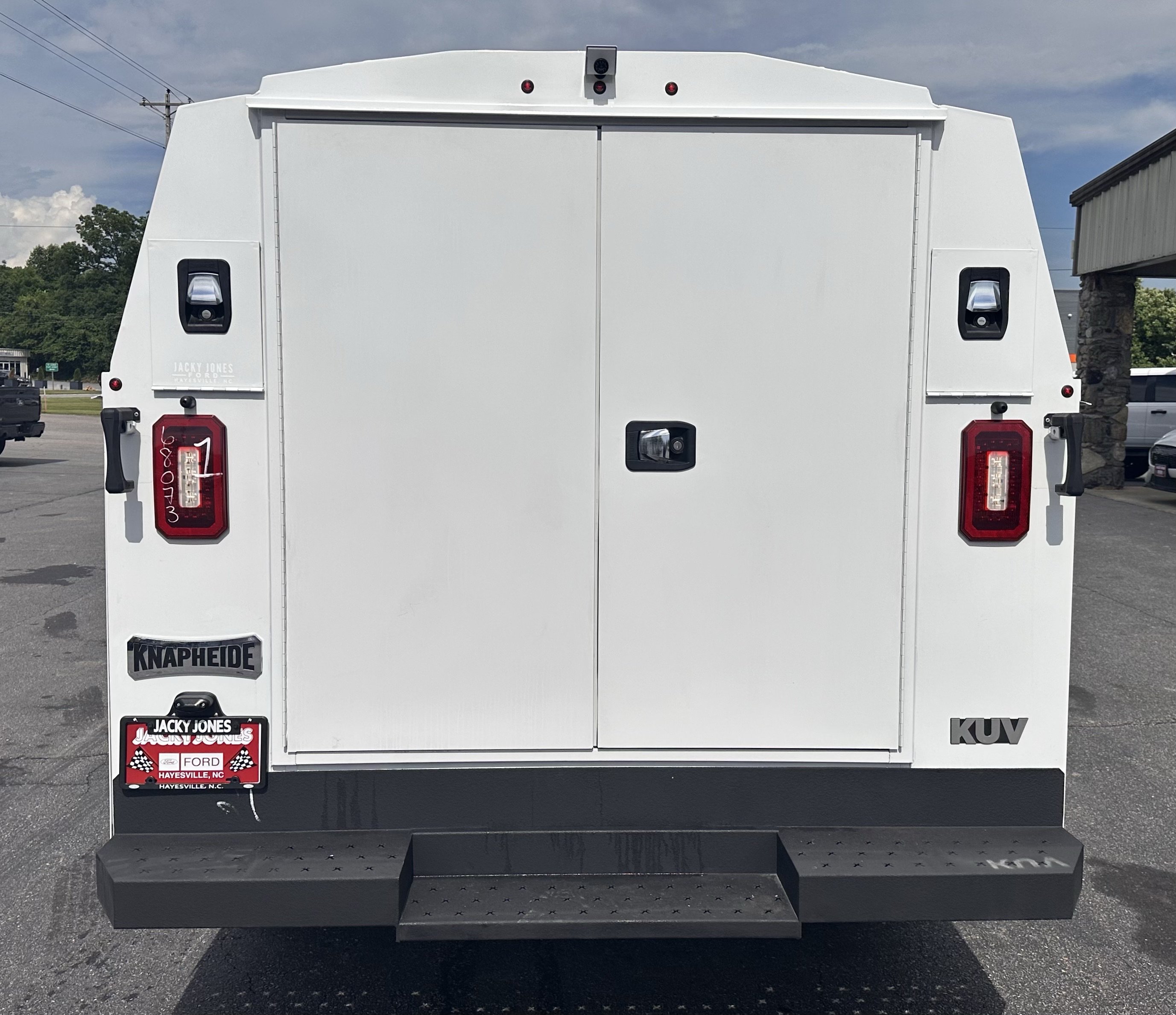Certified 2026 Ford E-350 and Econoline 350 Super Duty w/ Power Equipment Group RWD image 6