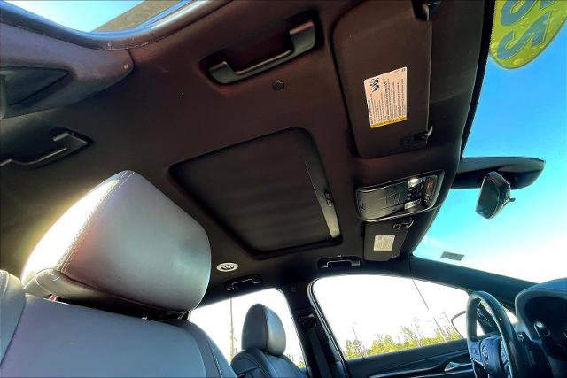 Used 2022 Buick Enclave Premium w/ Experience Buick Package image 25