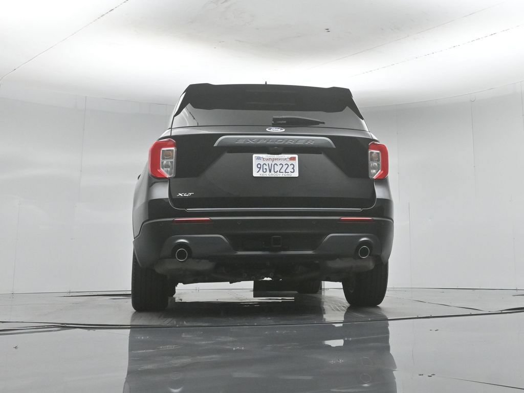 Certified 2023 Ford Explorer XLT w/ Equipment Group 202A RWD image 52