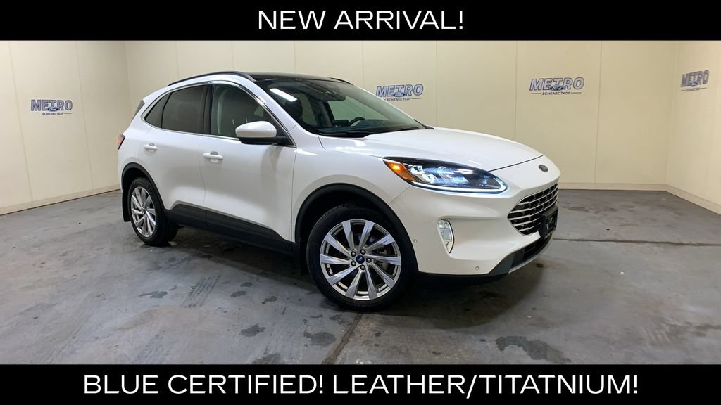 Certified 2022 Ford Escape Titanium w/ Titanium Elite Package AWD/4WD image 1