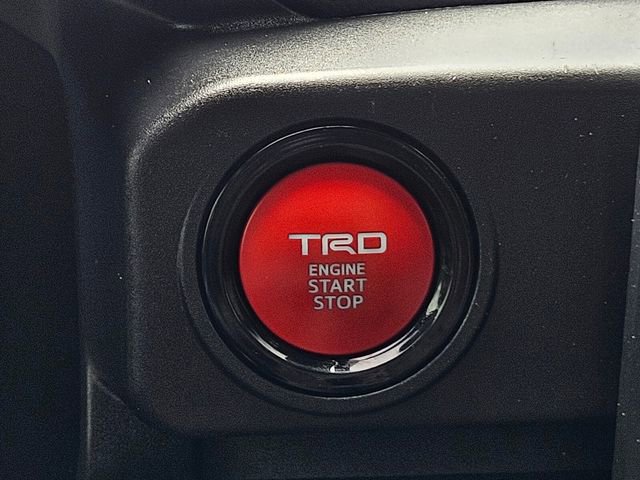 Used 2024 Toyota Tacoma TRD Off-Road w/ TRD Off Road Upgrade Package AWD/4WD image 31