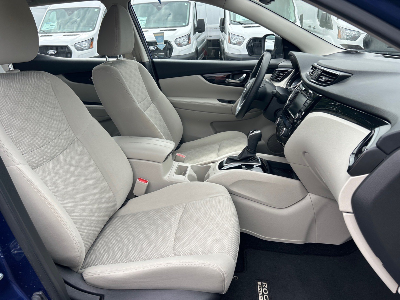 Used 2020 Nissan Rogue Sport SV AWD/4WD image 18