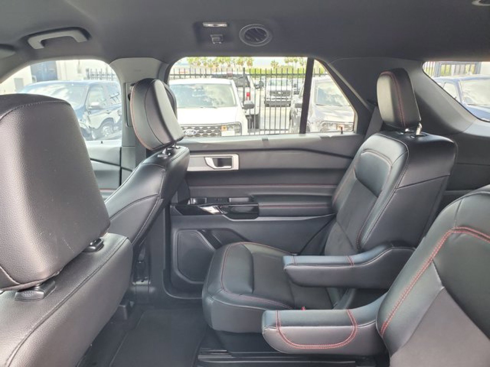 Certified 2023 Ford Explorer ST-Line w/ Class IV Trailer Tow Package RWD image 29