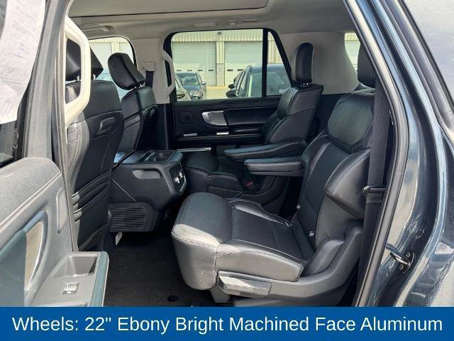 Certified 2025 Ford Expedition Max Platinum w/ Driver's Package AWD/4WD image 19