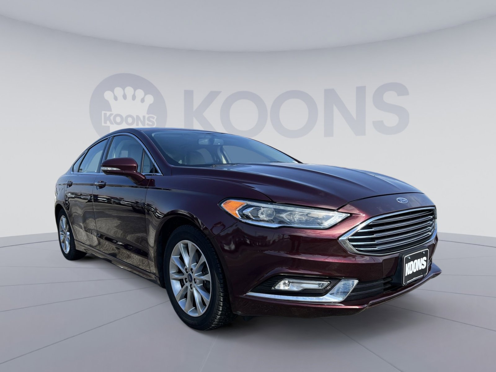 Certified 2017 Ford Fusion SE w/ Fusion SE Technology Package image 10