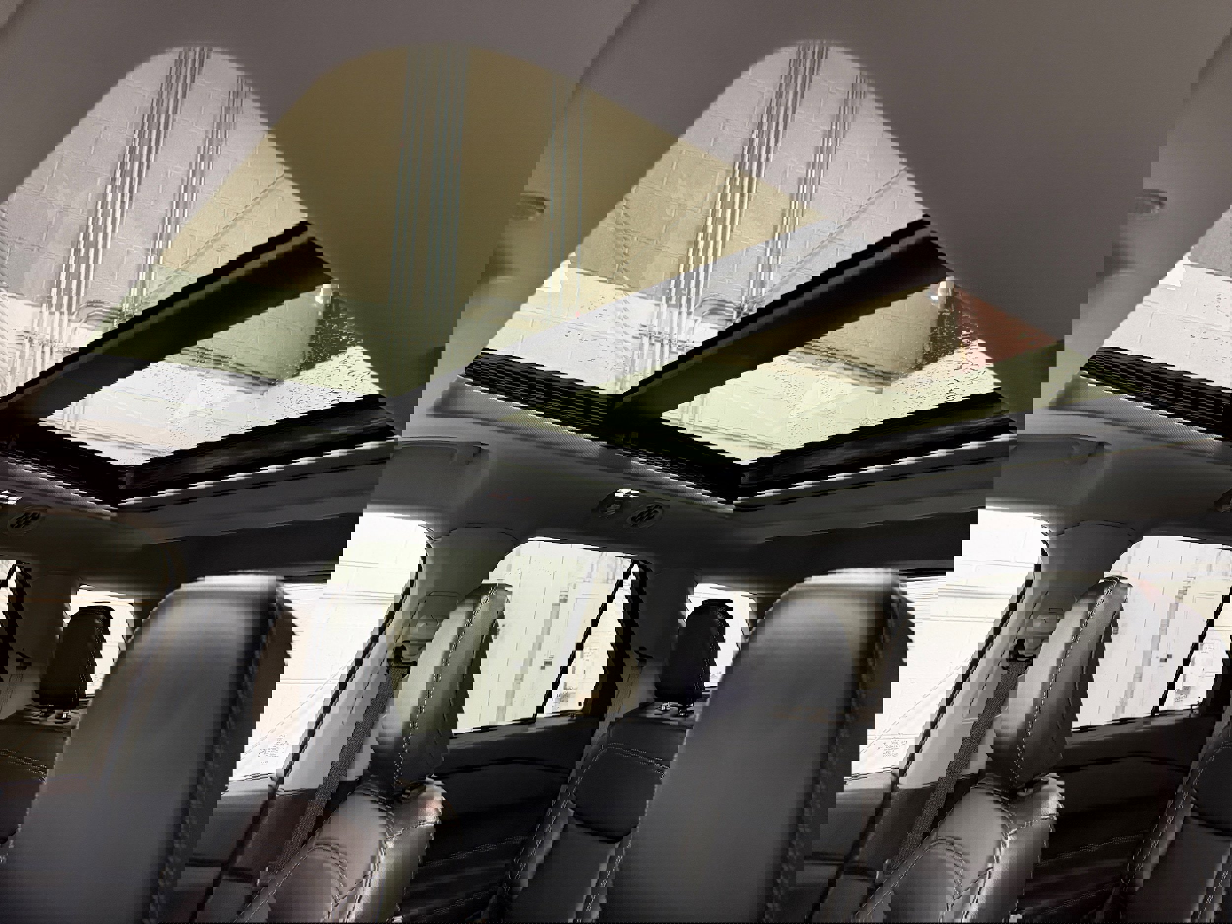 Certified 2021 Ford Explorer XLT w/ Equipment Group 202A image 28