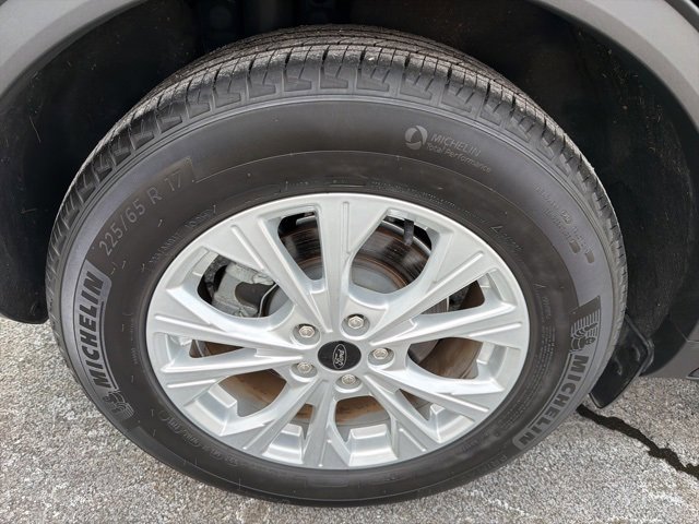 Certified 2025 Ford Escape Active w/ Cold Weather Package image 13