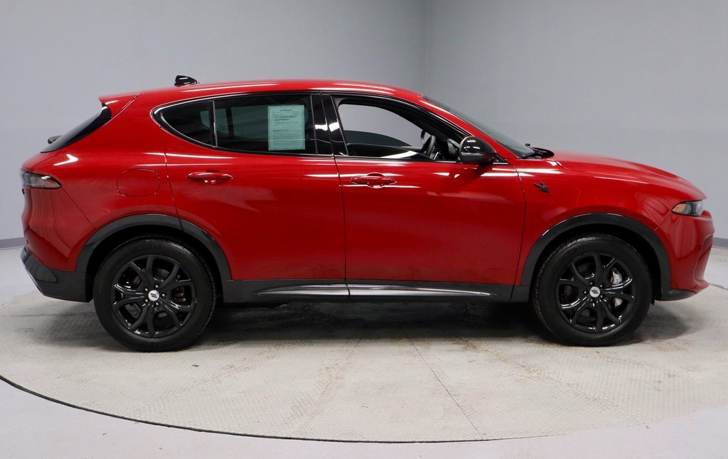 Used 2024 Dodge Hornet R/T w/ R/T Blacktop Package image 9