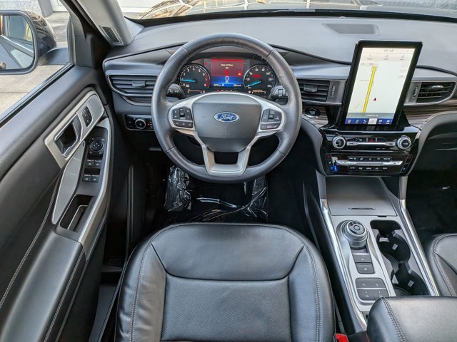 Certified 2023 Ford Explorer Limited w/ Limited Technology Package image 35