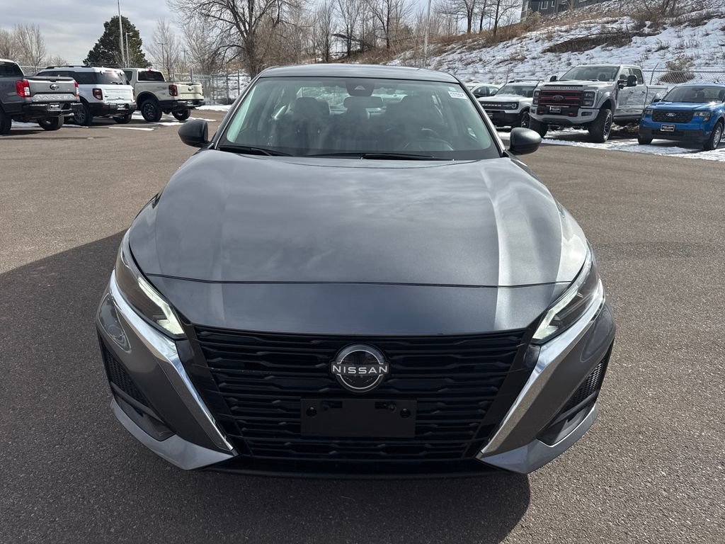 Used 2024 Nissan Altima 2.5 SV image 9