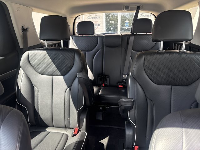 Used 2024 Hyundai Palisade SEL w/ Premium Package AWD/4WD image 14