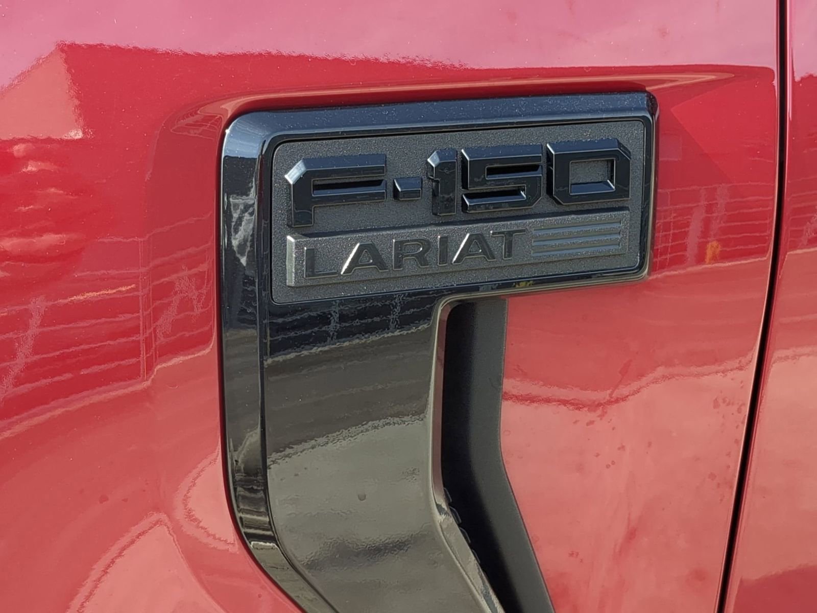 Certified 2024 Ford F150 Lariat w/ Equipment Group 502A High image 15