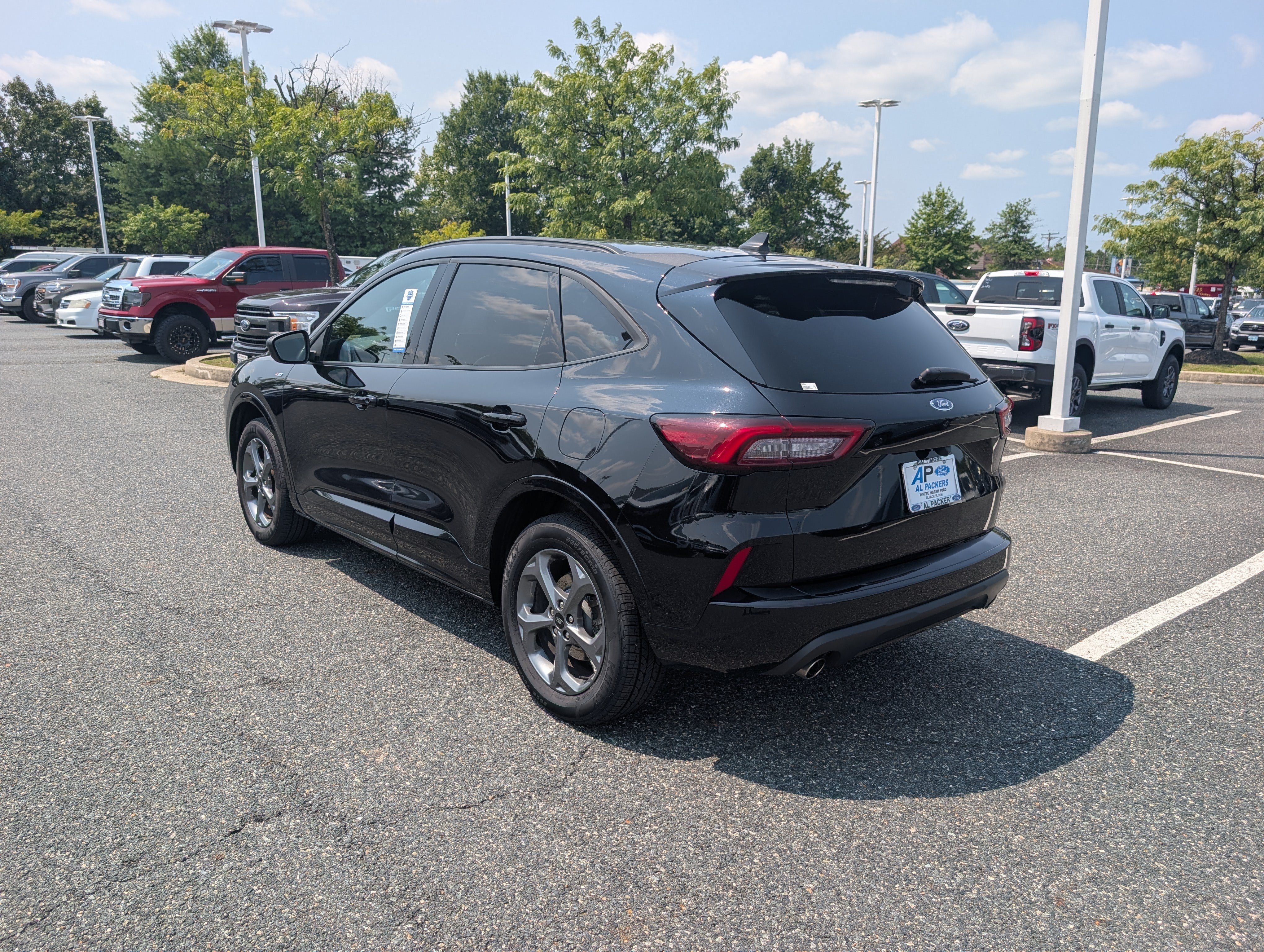 Certified 2024 Ford Escape ST-Line AWD/4WD image 5