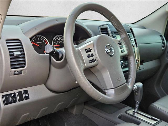 Used 2019 Nissan Frontier SL image 9