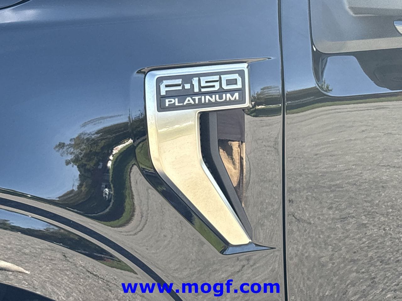 Certified 2022 Ford F150 Platinum w/ Equipment Group 701A High AWD/4WD image 33
