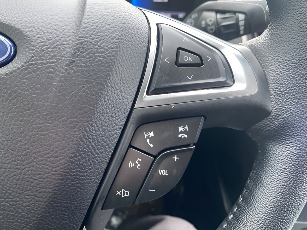 Certified 2024 Ford Edge SEL w/ Convenience Package image 15