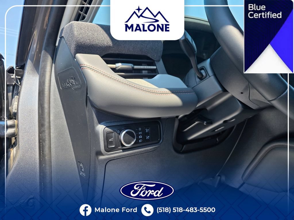 Certified 2025 Ford Explorer Active AWD/4WD image 23