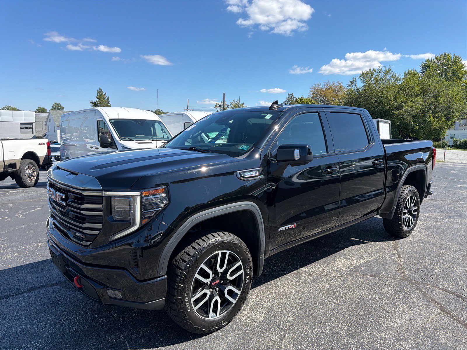 Used 2023 GMC Sierra 1500 AT4 w/ Technology Package AWD/4WD image 37