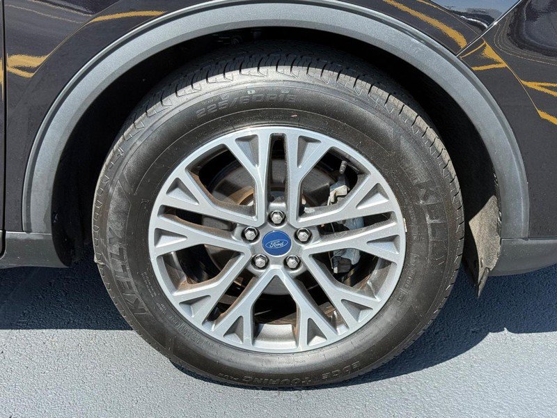 Certified 2022 Ford Escape SEL AWD/4WD image 13