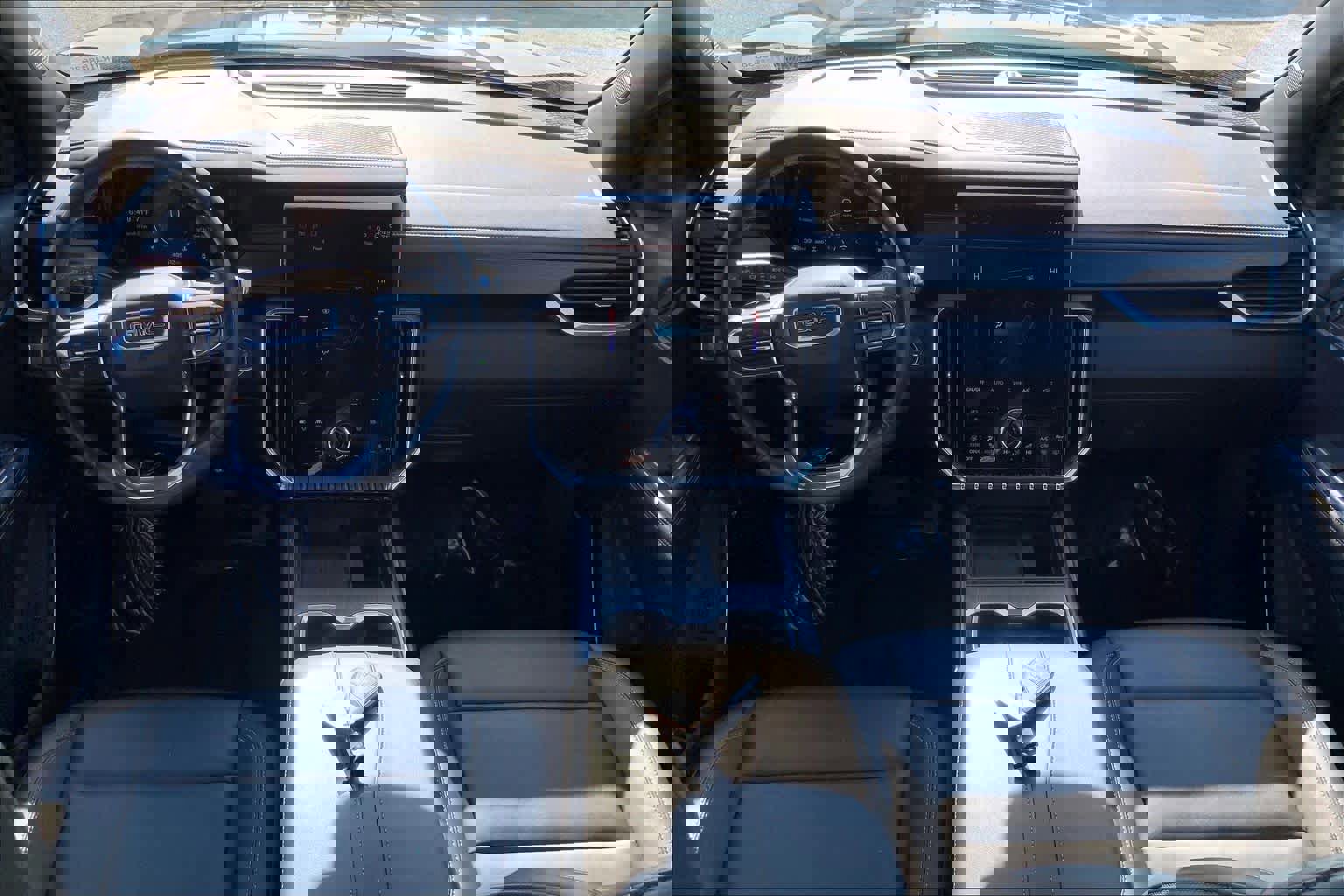 Used 2024 GMC Acadia Elevation image 14