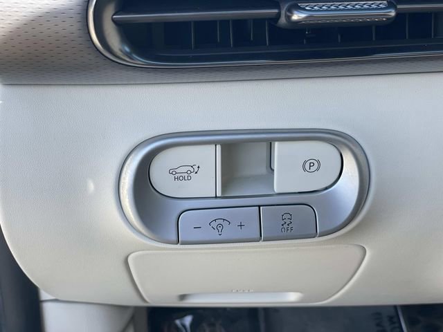 Used 2023 Genesis GV60 Performance image 22