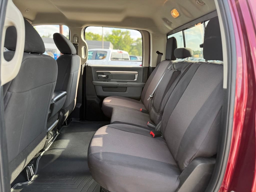 Used 2019 RAM 1500 Warlock AWD/4WD image 12