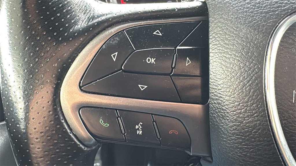 Used 2023 Dodge Durango SXT image 12