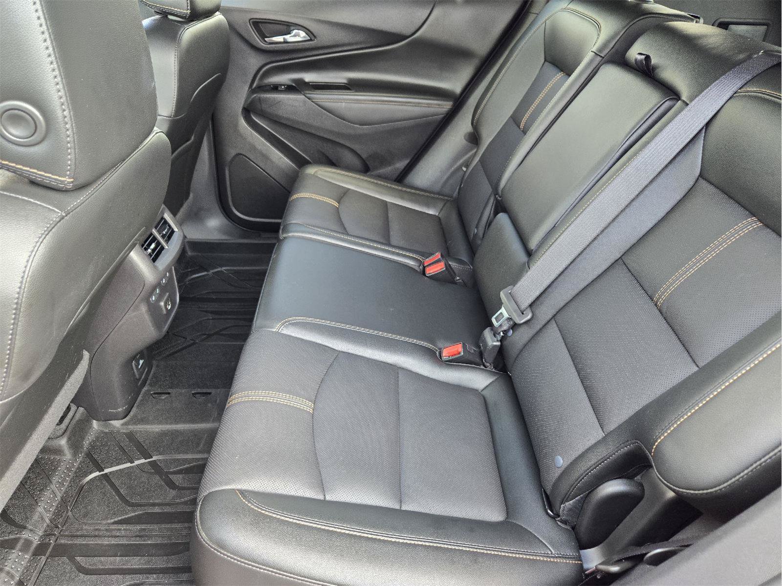 Used 2024 Chevrolet Equinox Premier AWD/4WD image 29