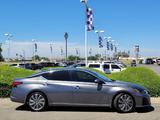 Used 2023 Nissan Altima 2.5 SL FWD image 3