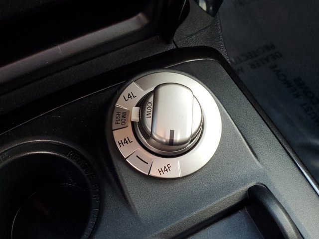 Used 2020 Toyota 4Runner Nightshade image 34