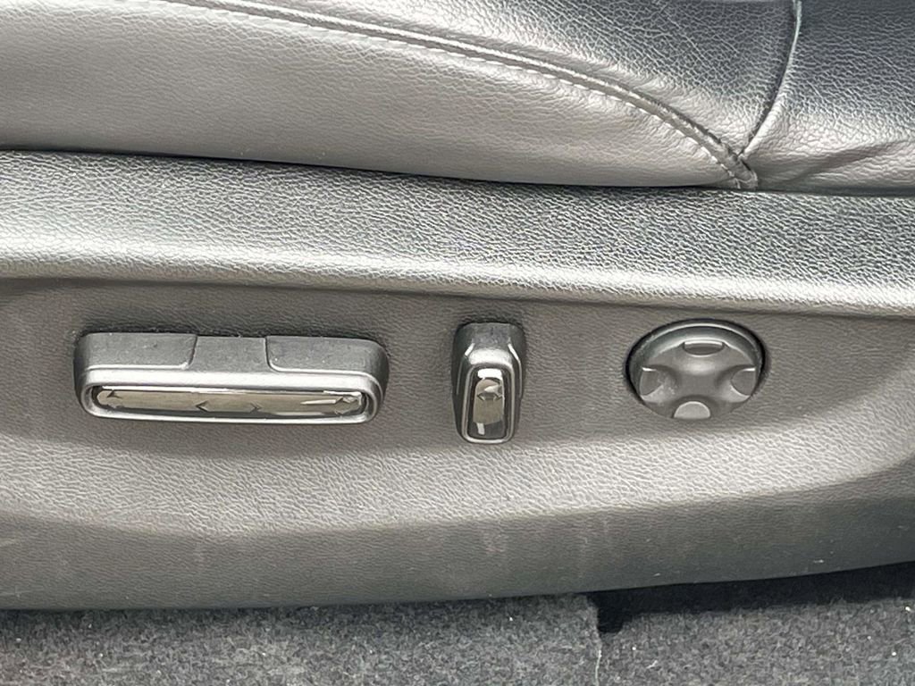 Used 2020 Honda CR-V EX-L image 14