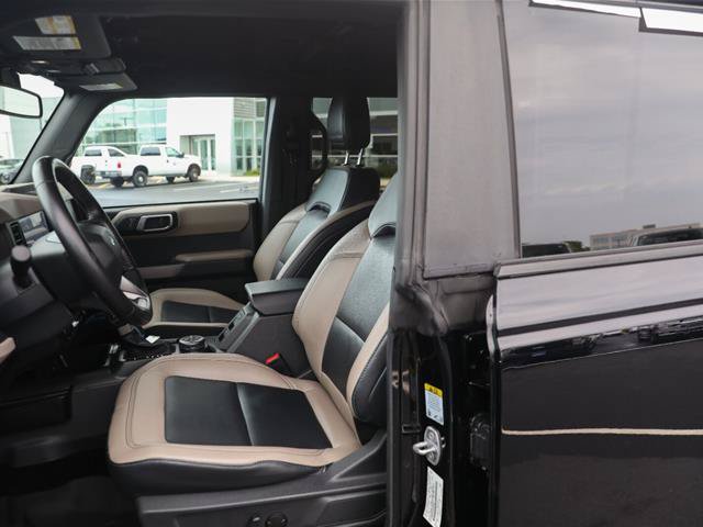 Certified 2022 Ford Bronco Wildtrak AWD/4WD image 19