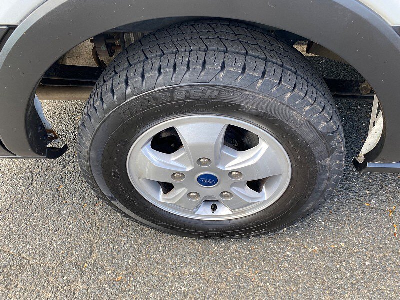 Certified 2019 Ford Transit 350 XLT RWD image 16