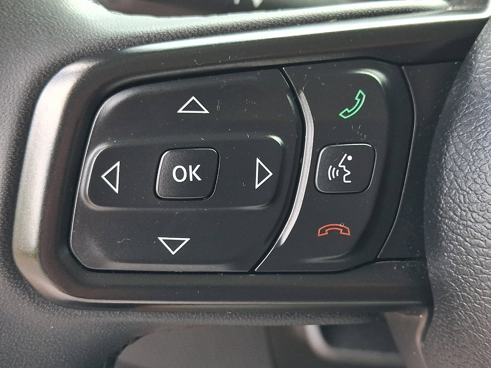 Used 2023 Jeep Gladiator Sport AWD/4WD image 21