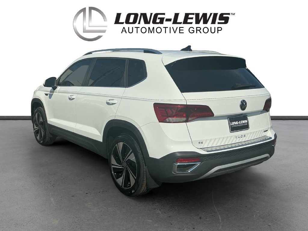 Used 2024 Volkswagen Taos SE AWD/4WD image 4