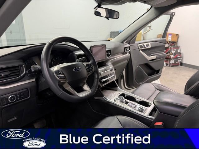 Certified 2023 Ford Explorer XLT w/ Equipment Group 202A AWD/4WD image 9