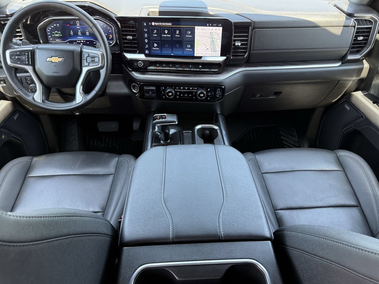 Used 2025 Chevrolet Silverado 1500 LTZ w/ LTZ Convenience Package II RWD image 10