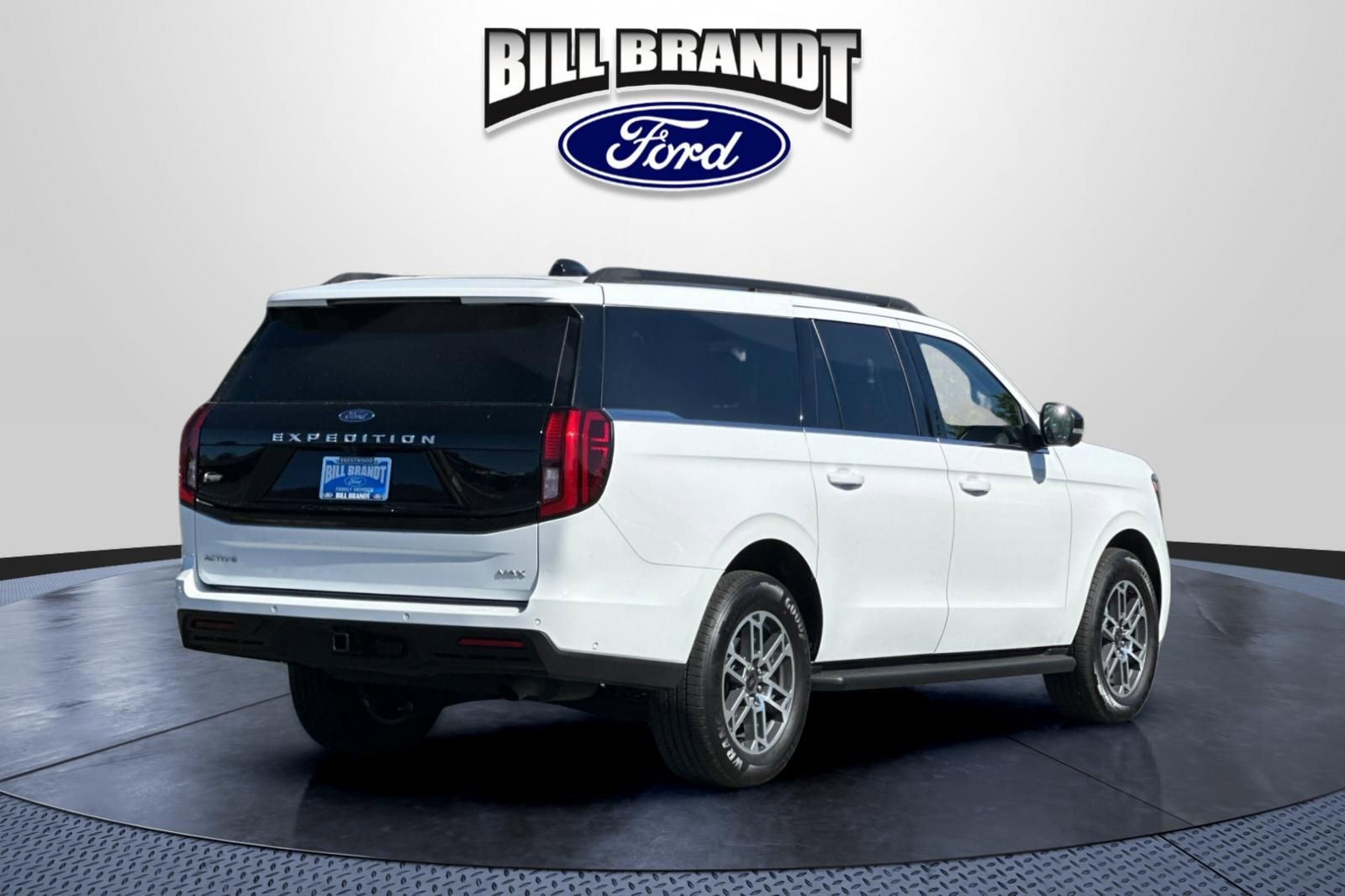 Certified 2025 Ford Expedition Max Active RWD image 3