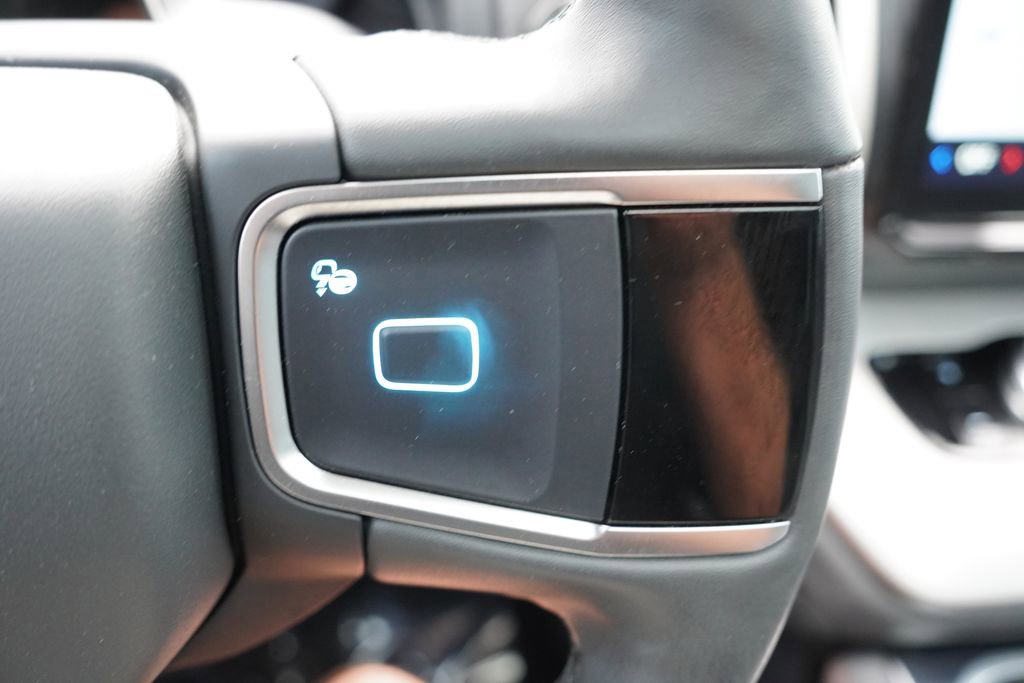 Certified 2025 Ford Expedition Active AWD/4WD image 40