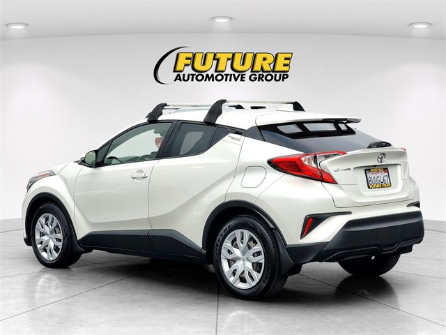Used 2021 Toyota C-HR LE image 6