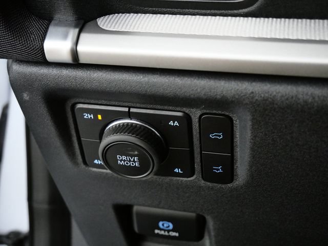 Certified 2025 Ford Expedition Active AWD/4WD image 28