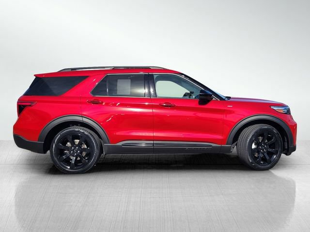 Certified 2023 Ford Explorer ST-Line w/ Class IV Trailer Tow Package image 2