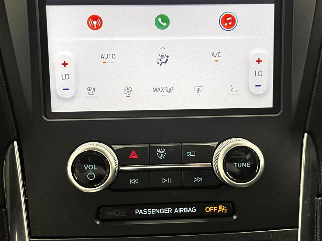 Certified 2022 Ford Edge Titanium image 11