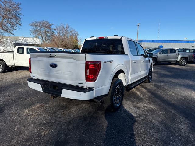 Certified 2022 Ford F150 XLT w/ Equipment Group 302A High image 5