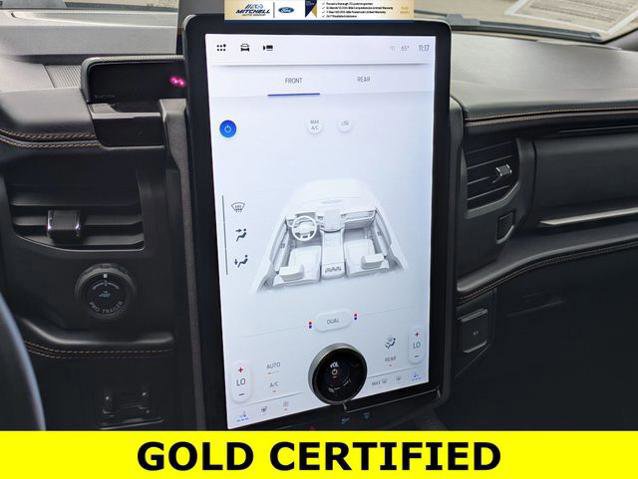 Certified 2023 Ford Expedition Platinum image 23