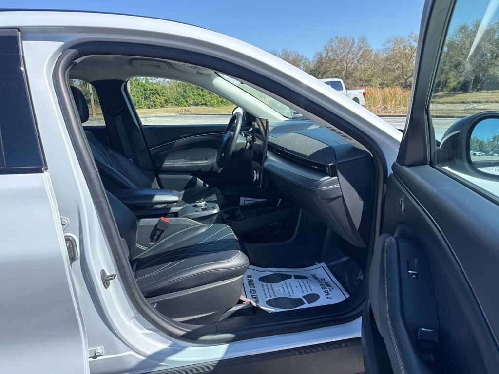 Certified 2023 Ford Mustang Mach-E Select image 6