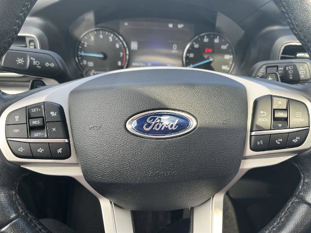 Certified 2021 Ford Explorer XLT w/ Equipment Group 202A image 9