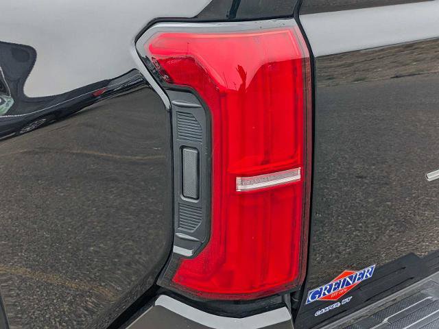 Used 2025 Toyota Tacoma Limited AWD/4WD image 12
